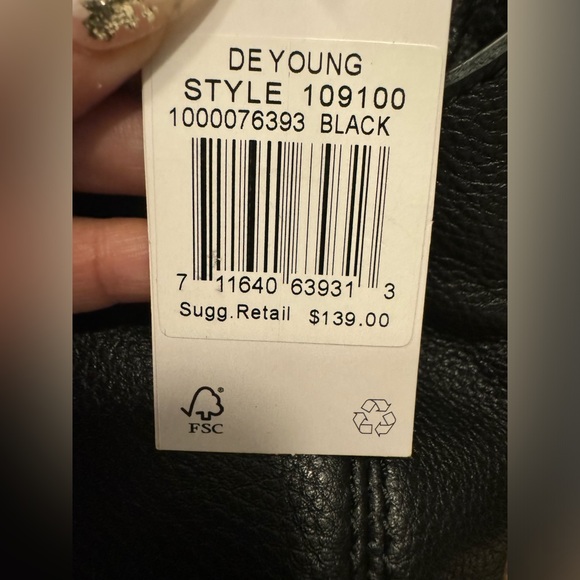 The Sak De Young Crossbody in Leather - Picture 8 of 10